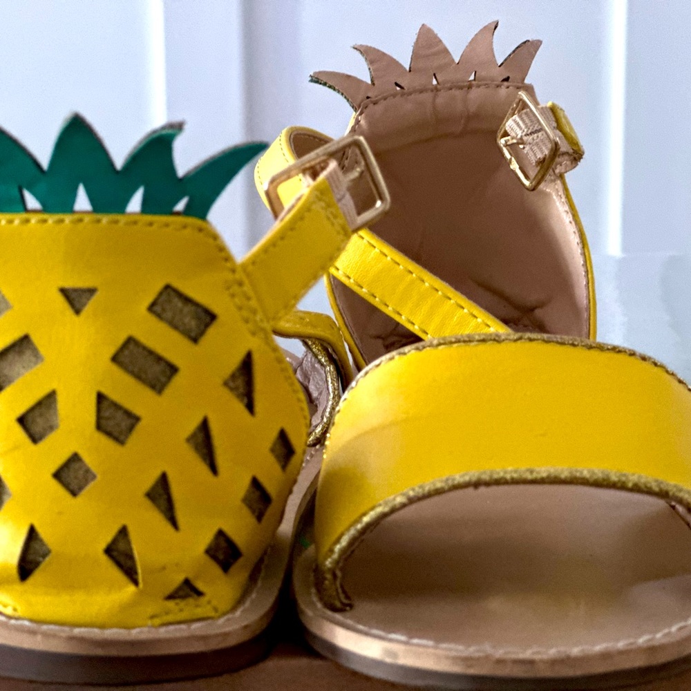 Crew cuts JCrew pineapple sandals.